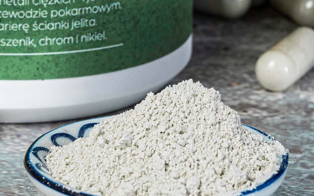 ZEOLIT KLINOPTYLOLIT… to&nbsp;najprawdopodobniej najsilniejszy na&nbsp;świecie naturalny środek wiążący metale ciężkie, substancje radioaktywne i&nbsp;inne patogenne toksyny w&nbsp;ludzkim ciele.